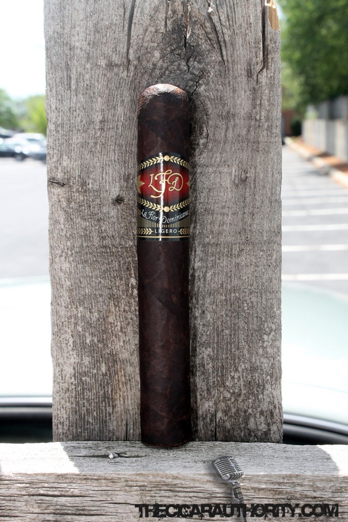 La Flor Dominicana L300