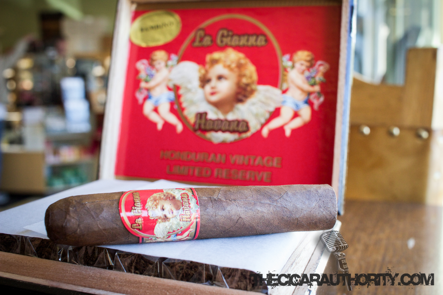 La Gianna Havana Maduro Bambino Cigar