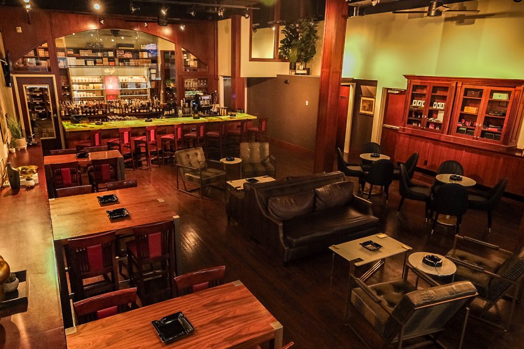 Byron Lounge